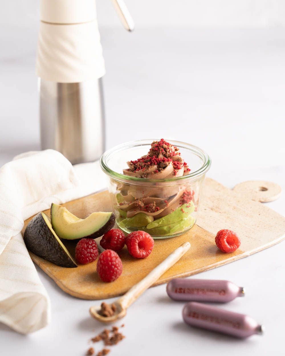 Schoko Avocado Mousse » Veganes &amp; einfaches Dessert Rezept - iSi