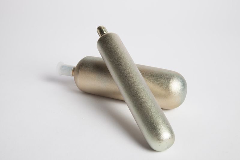 Zwei N2 Kapseln übereinander gestapelt